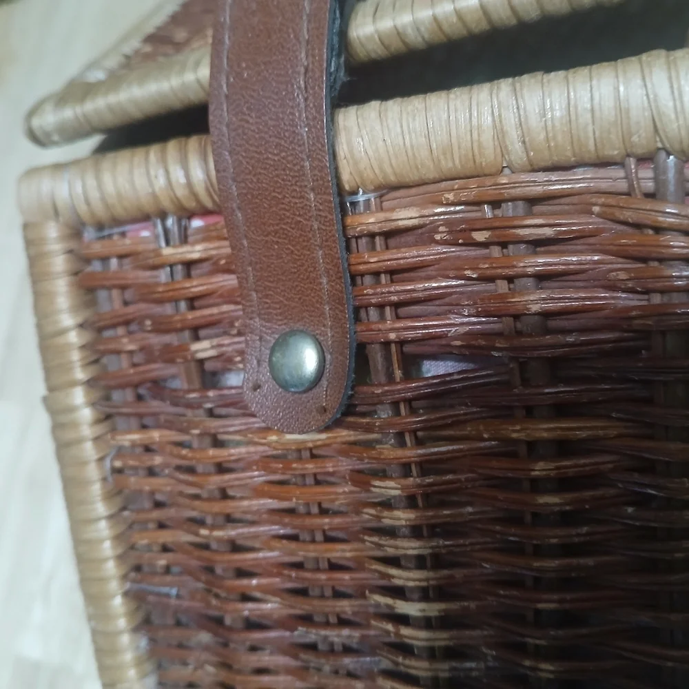 Woven Basket Wicker Leather-Look Velcro Strap Closure Red & White Polka Dot
